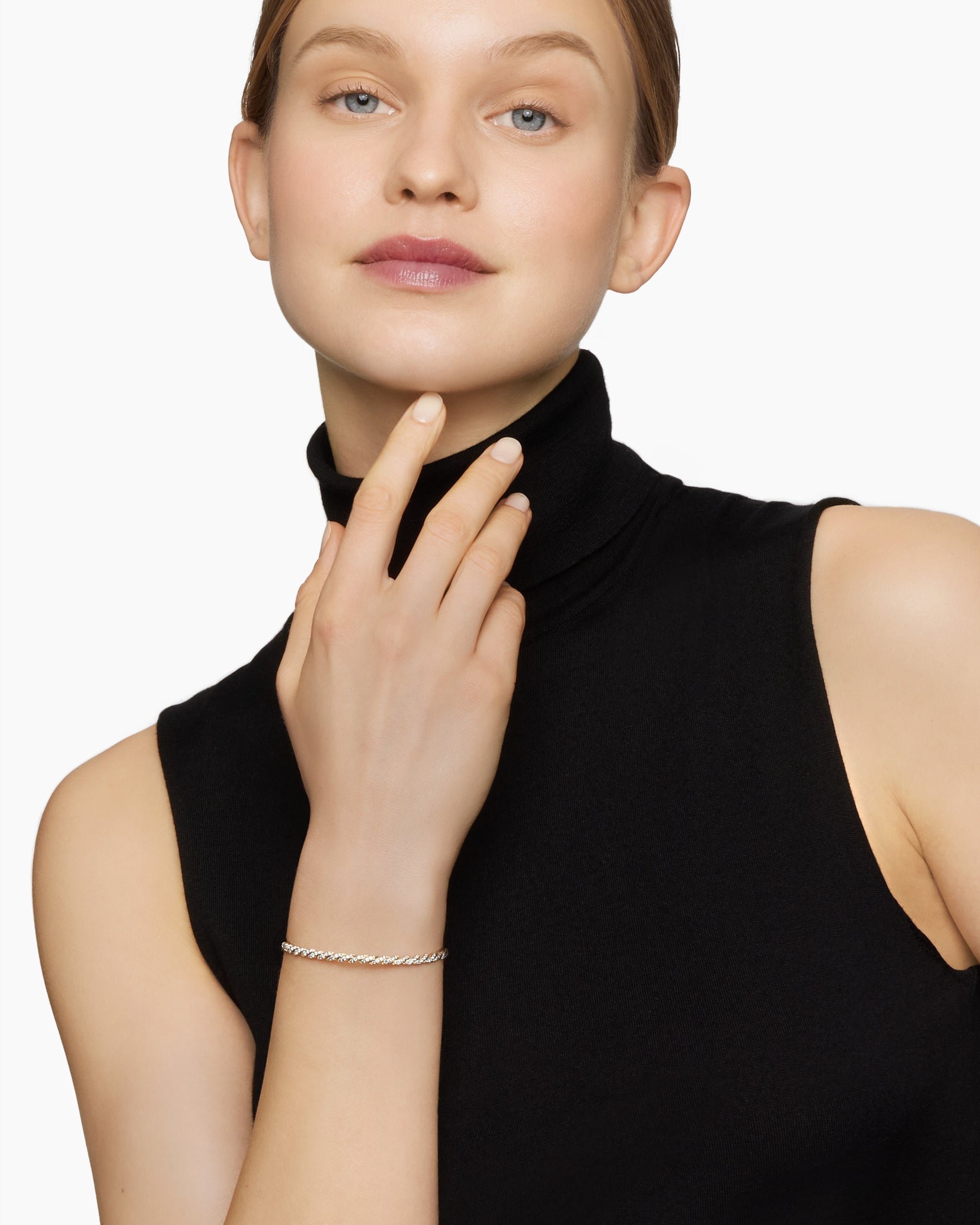 Sculpted Cable Flex Bracelet in 18K Yellow Gold with Diamonds, 3.5mm