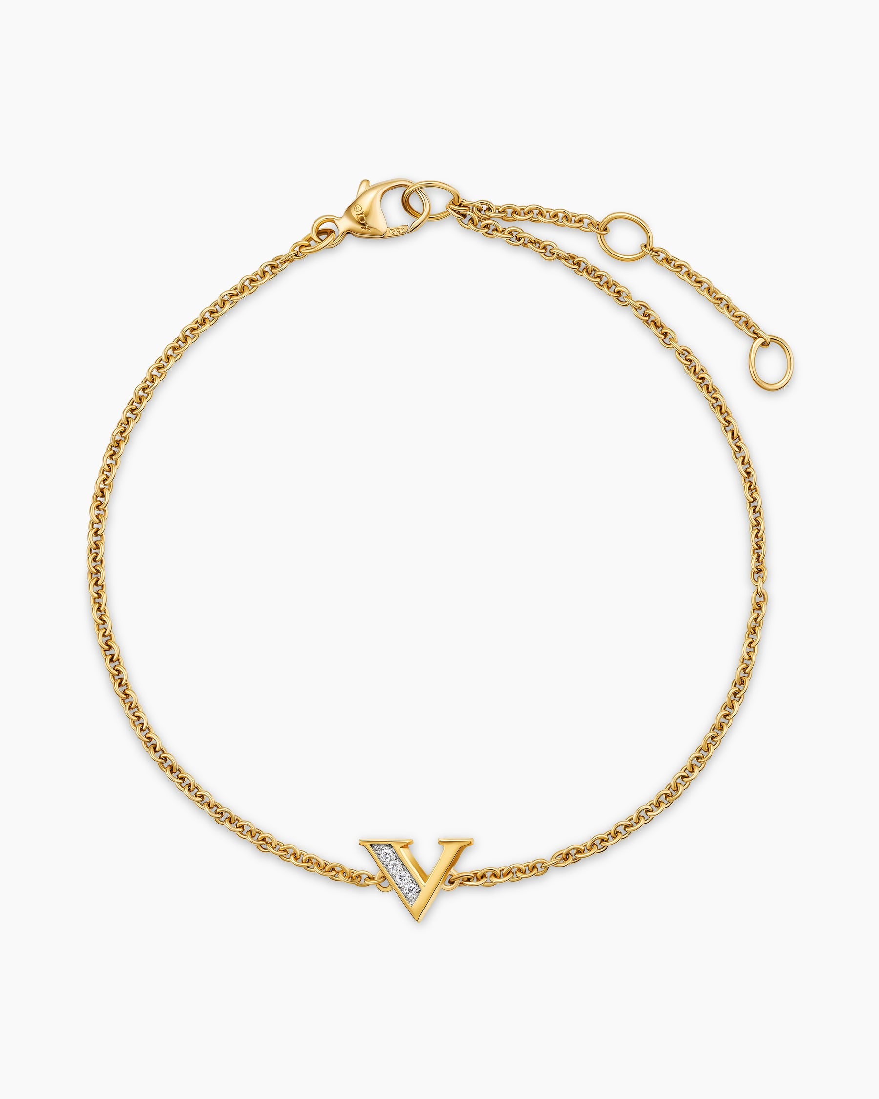 Petite Pavé Initial Chain Bracelet in 18K Yellow Gold with Diamond V