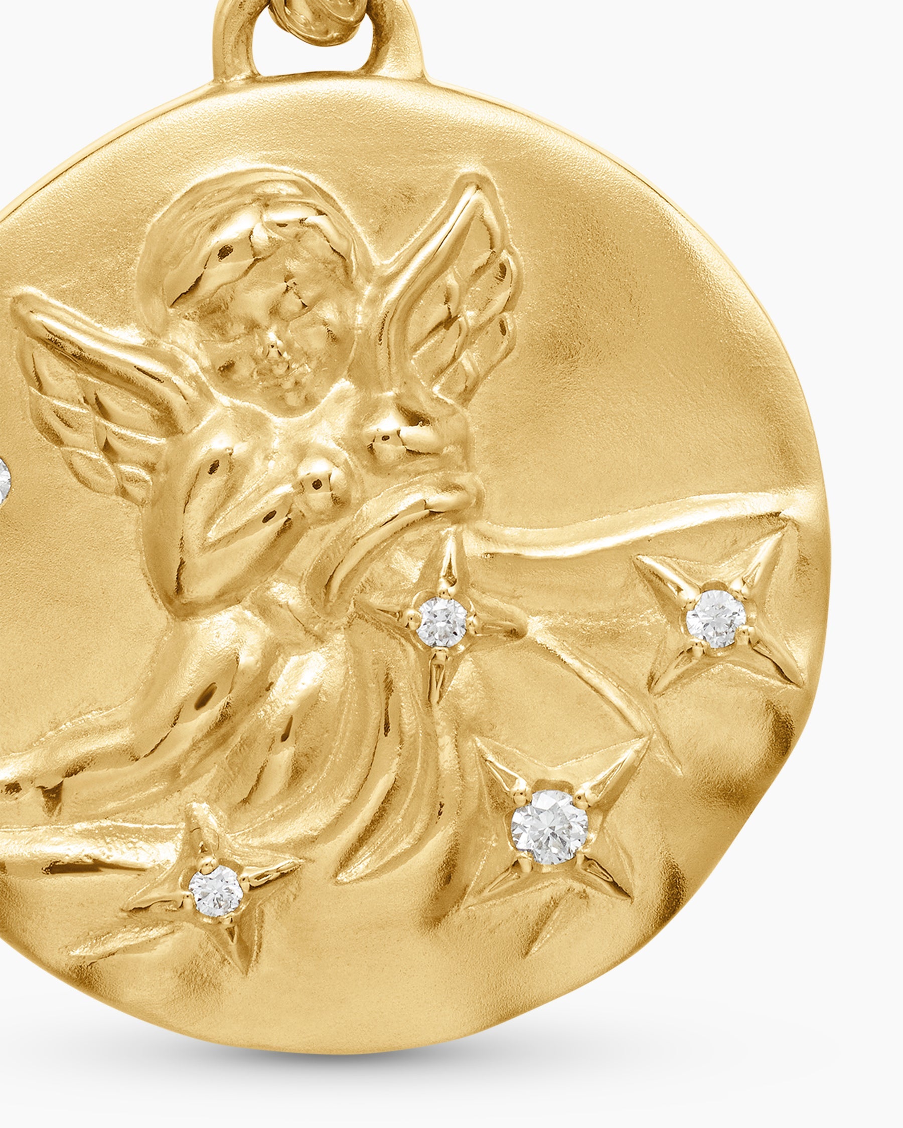 Aquarius Amulet in 18K Yellow Gold with Diamonds, 19mm