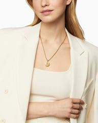 Aquarius Amulet in 18K Yellow Gold with Diamonds, 19mm