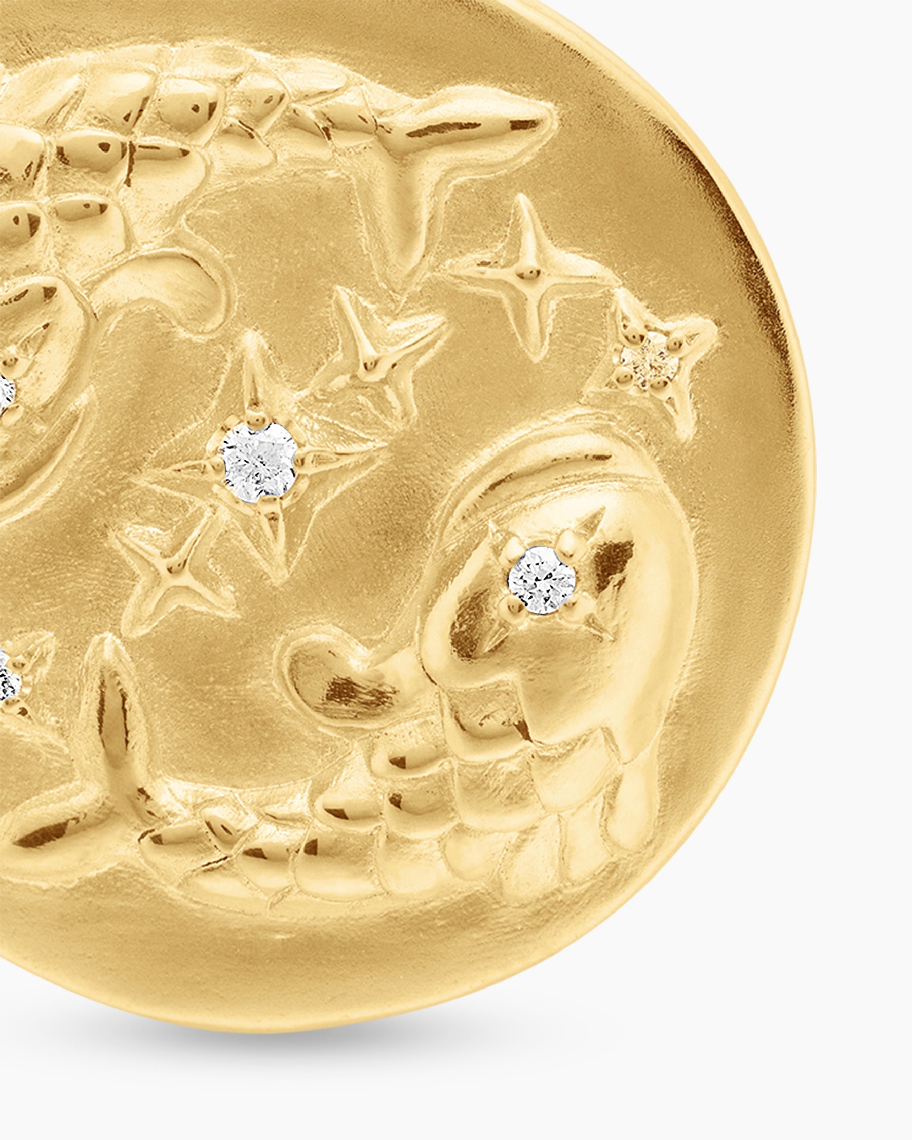 Pisces Amulet in 18K Yellow Gold with Diamonds, 19mm