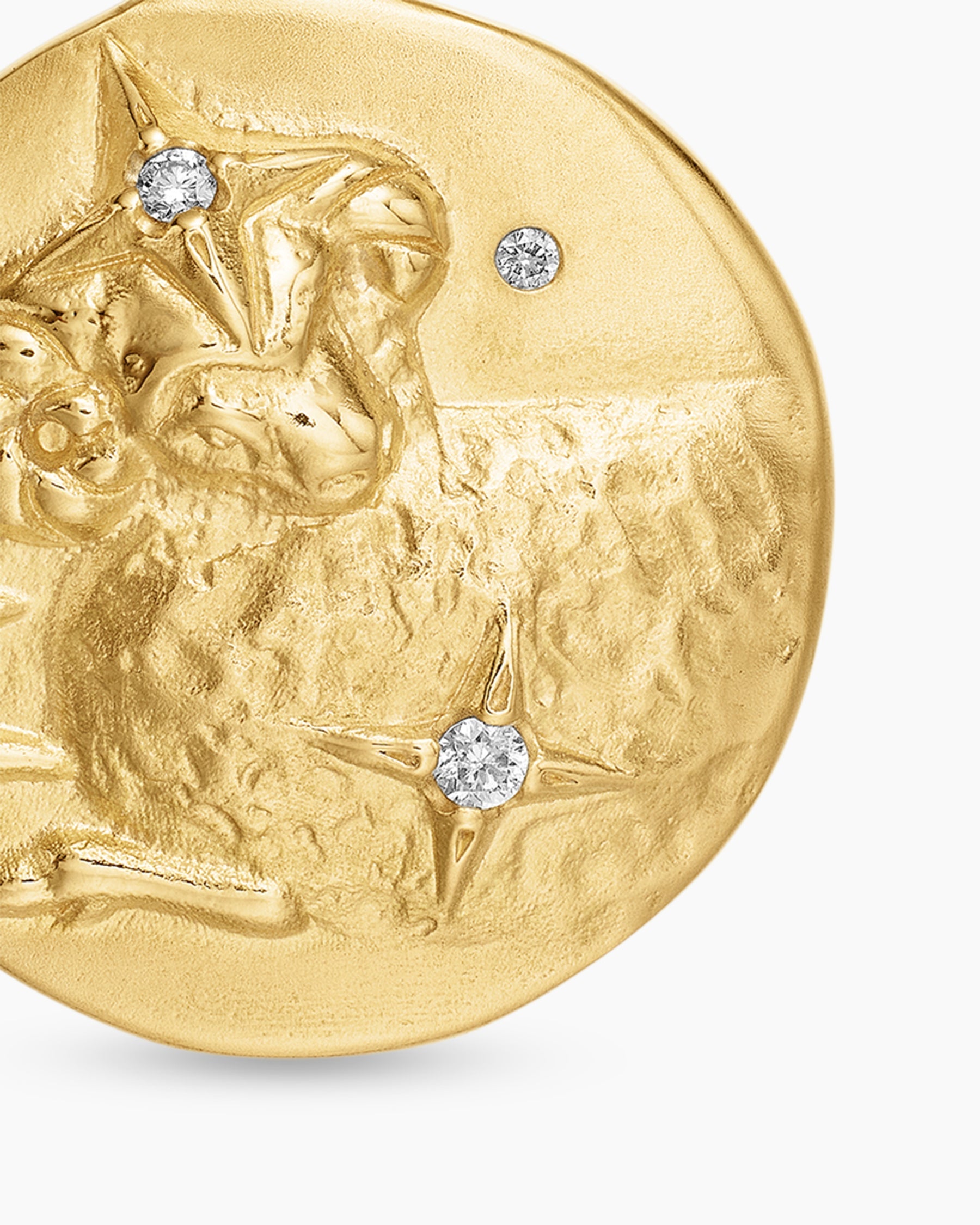 Aries Amulet in 18K Yellow Gold with Diamonds, 19mm