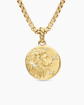Leo Amulet in 18K Yellow Gold with Diamonds, 19mm