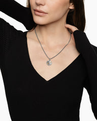 Leo Amulet in Sterling Silver with 18K Yellow Gold and Diamonds, 19mm