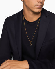 Star of David Pendant in 18K Yellow Gold, 19mm