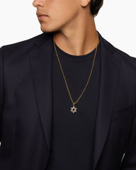 Star of David Pendant in 18K Yellow Gold with Diamonds, 19mm
