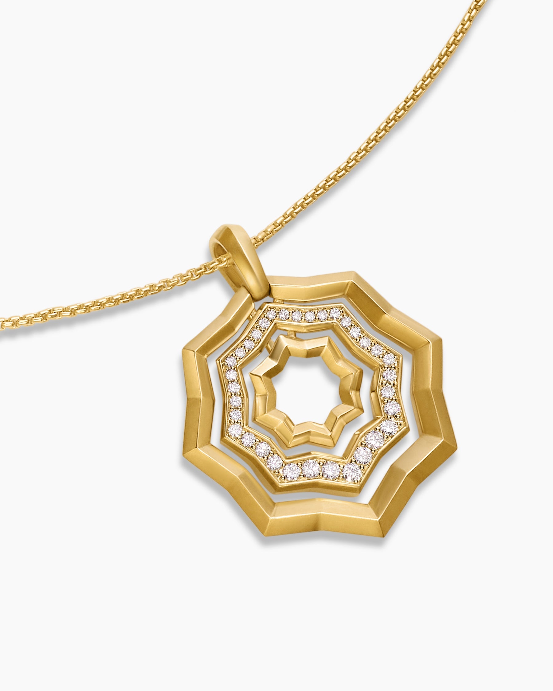 Zig Zag Stax™ Pendant Necklace in 18K Yellow Gold with Diamonds, 28mm
