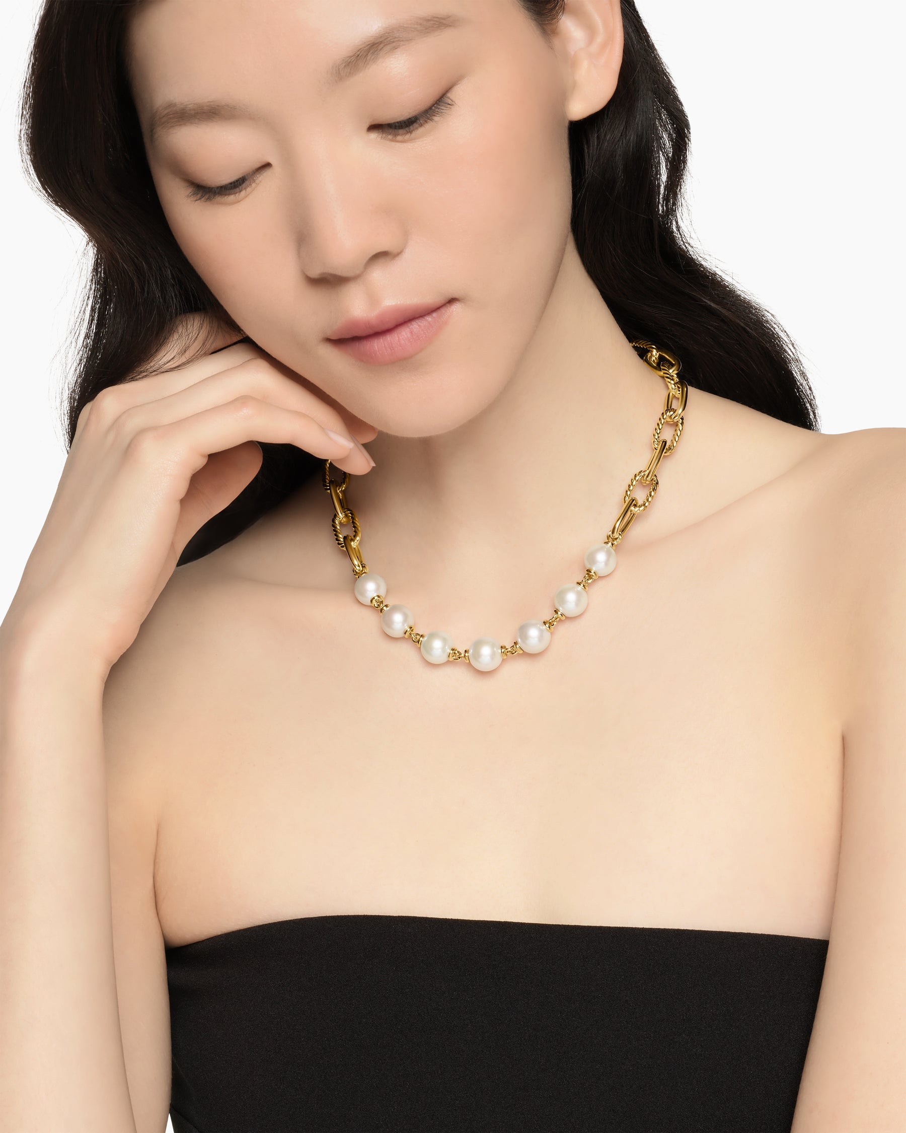 DY Madison® Pearl Toggle Chain Necklace in 18K Yellow Gold, 11mm