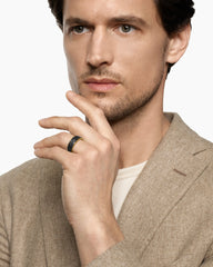 Streamline® Band Ring in 18K Yellow Gold with Forged Carbon, 8mm