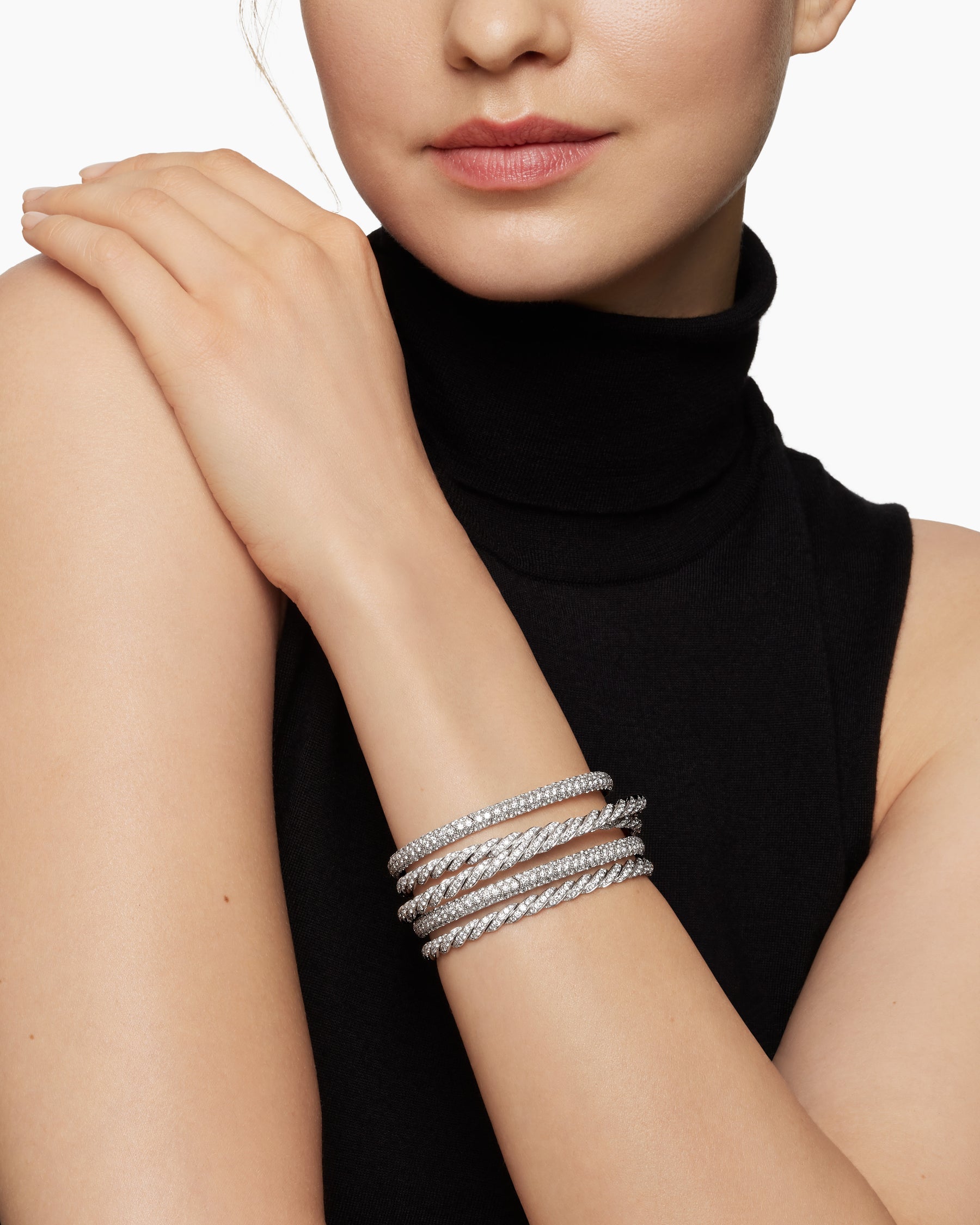 Sculpted Cable Flex Five Row Bracelet in 18K White Gold with Diamonds, 28.6mm