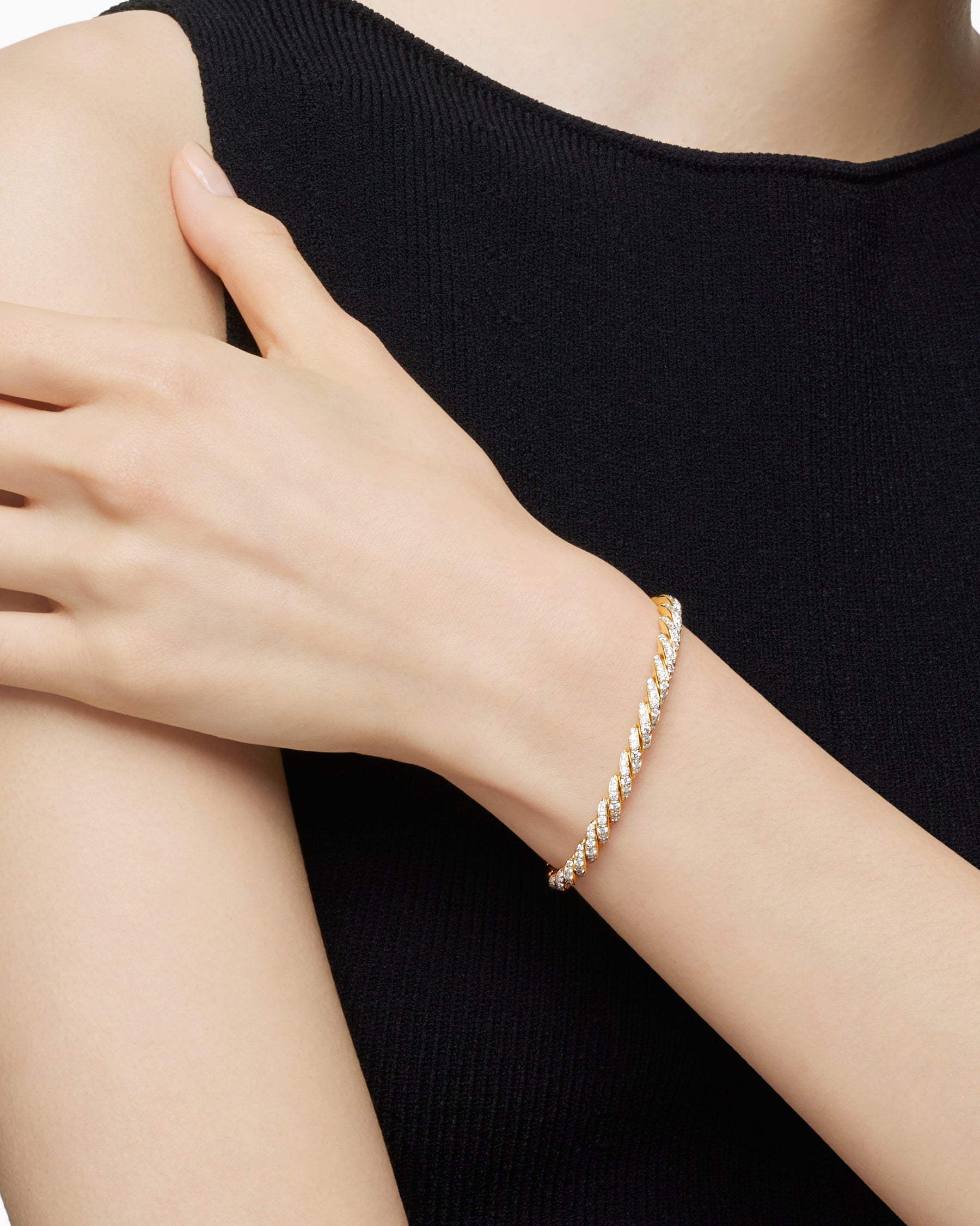 Sculpted Cable Flex Bracelet in 18K Yellow Gold with Diamonds, 5mm