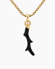 Coral Amulet with Black Onyx and 18K Yellow Gold, 31mm