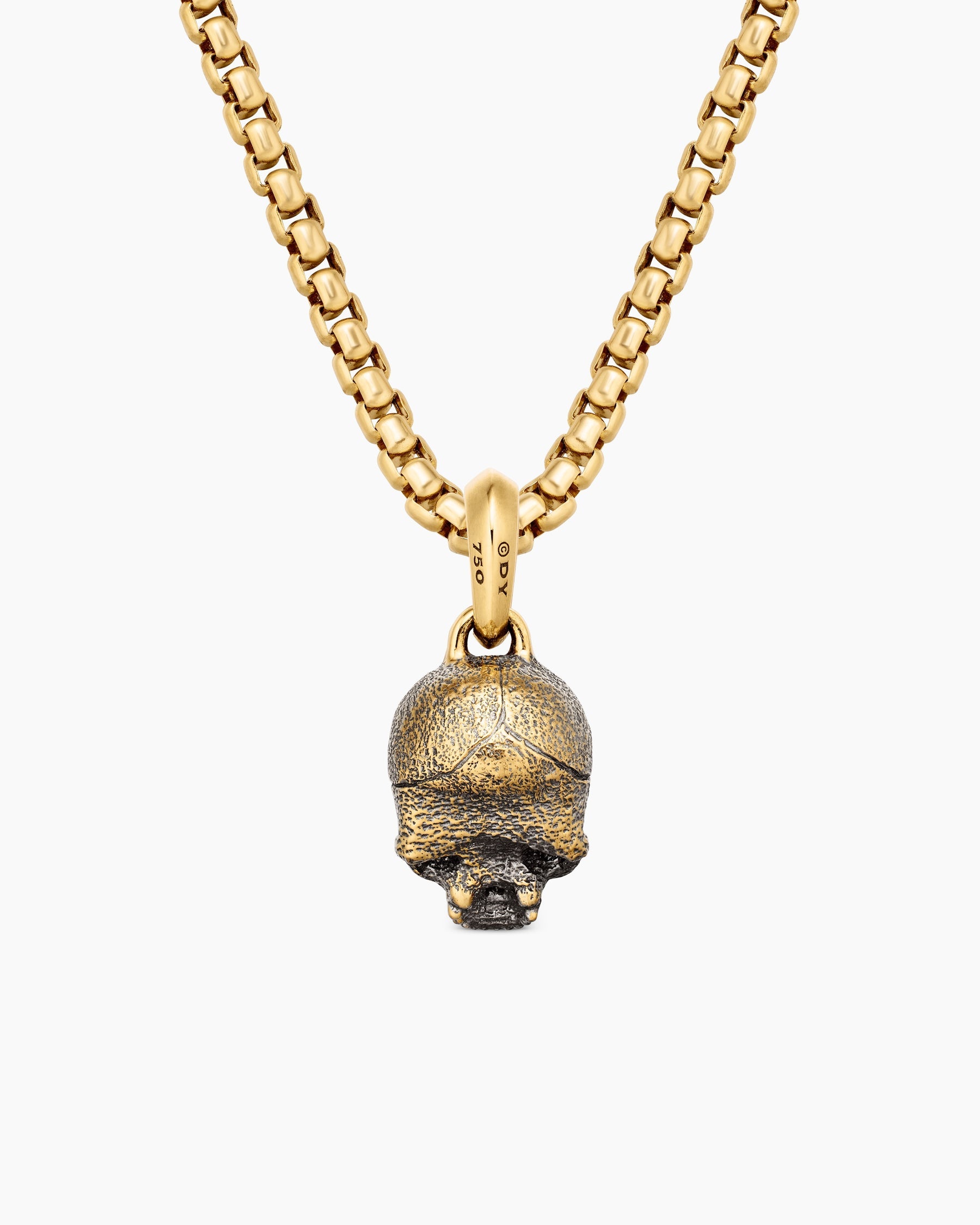 Memento Mori Skull Amulet in 18K Yellow Gold, 16mm