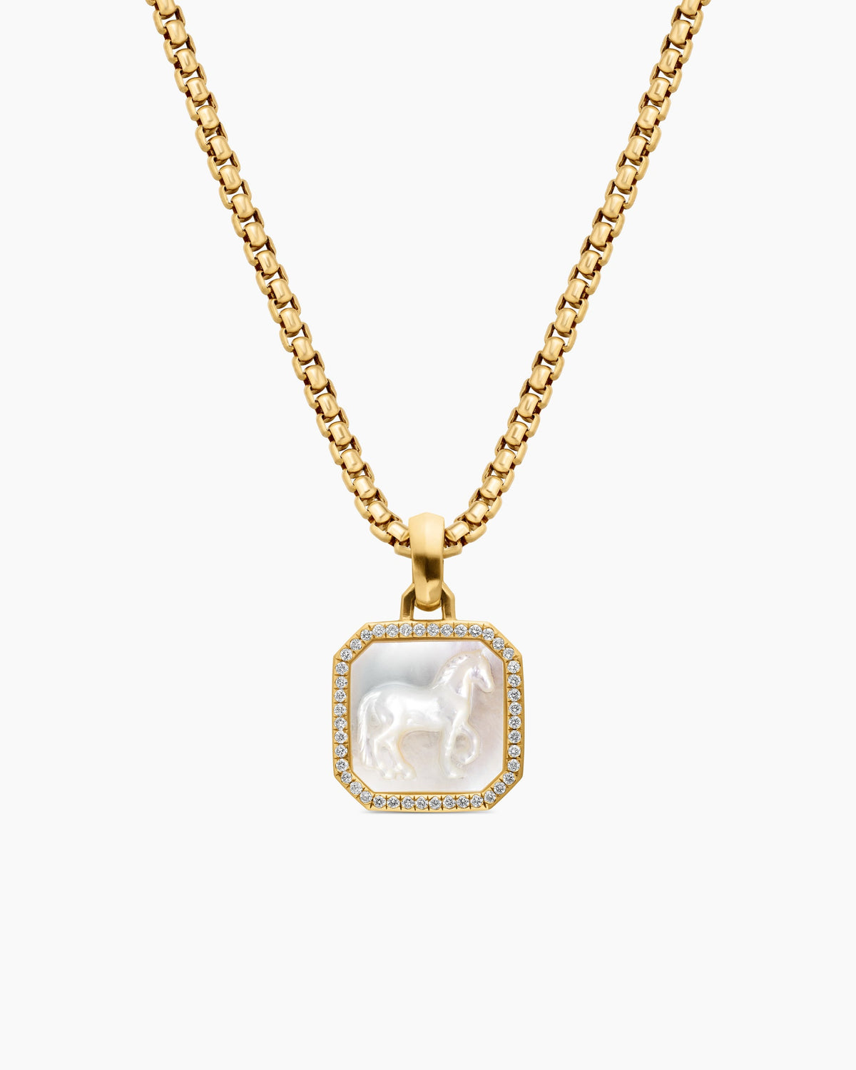 Petrvs® Horse Amulet in 18K Yellow Gold with Mother of Pearl and Diamonds, 16.4mm