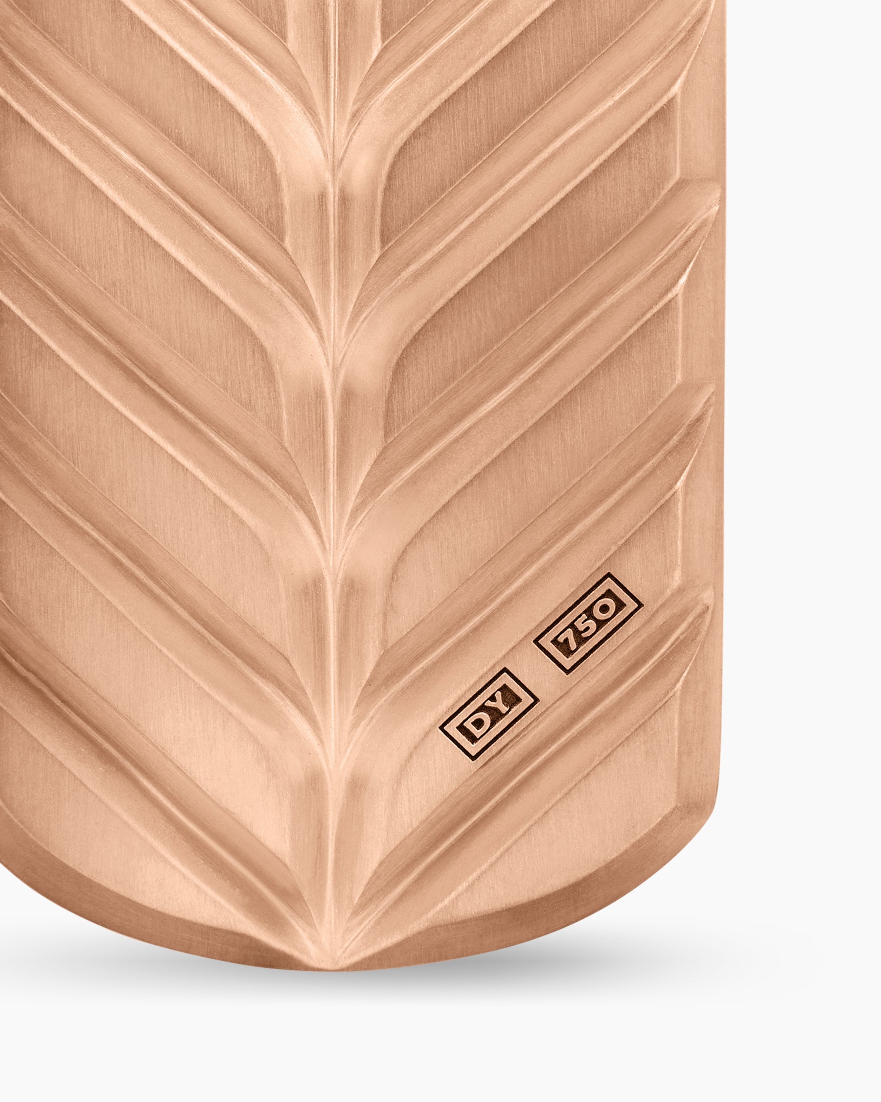 Chevron Tag in 18K Rose Gold, 35mm