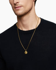 Taurus Amulet in 18K Yellow Gold, 17mm