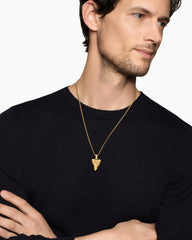 Waves Shark Tooth Amulet in 18K Yellow Gold, 25mm