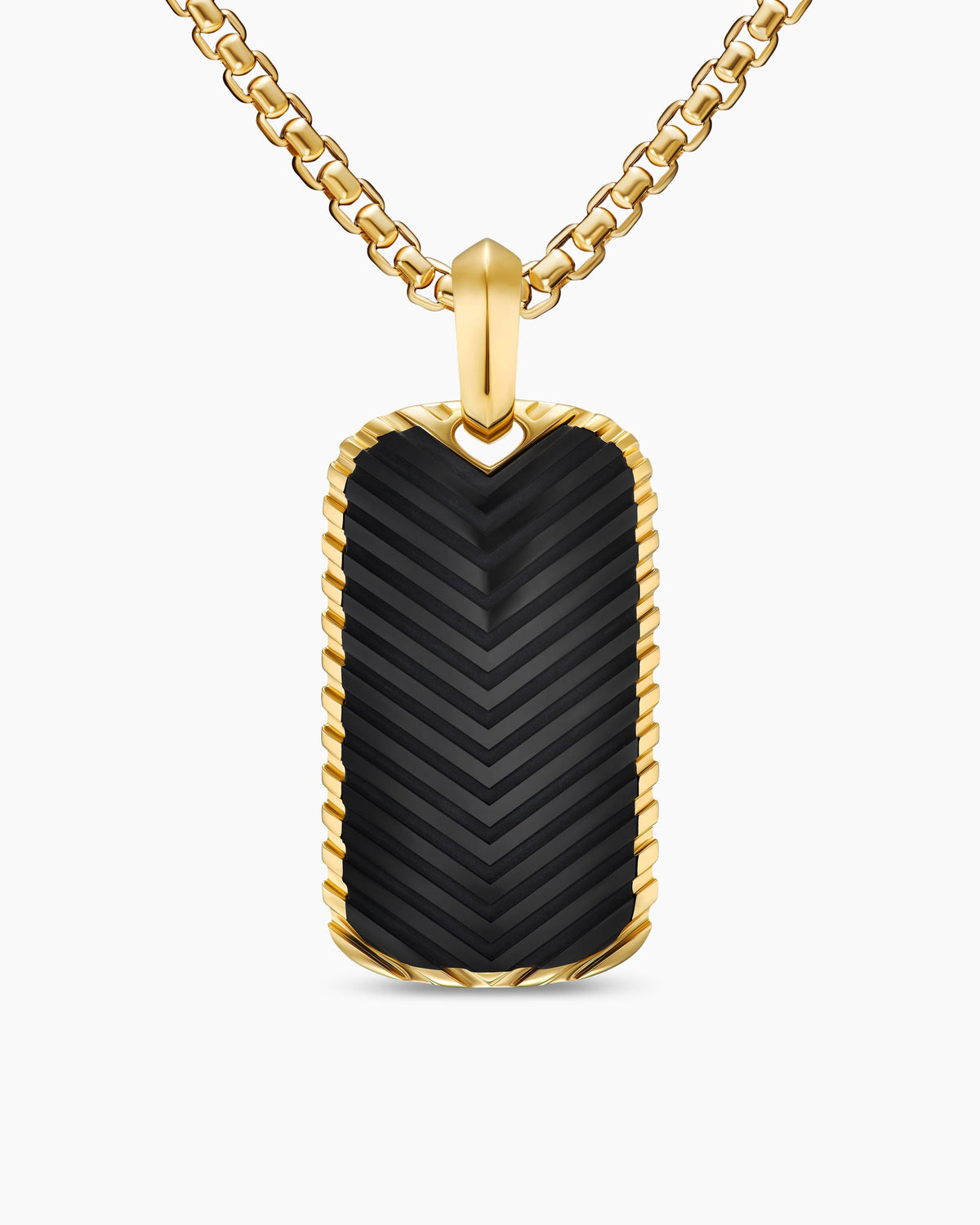 Chevron Tag in 18K Yellow Gold with Black Onyx, 34mm
