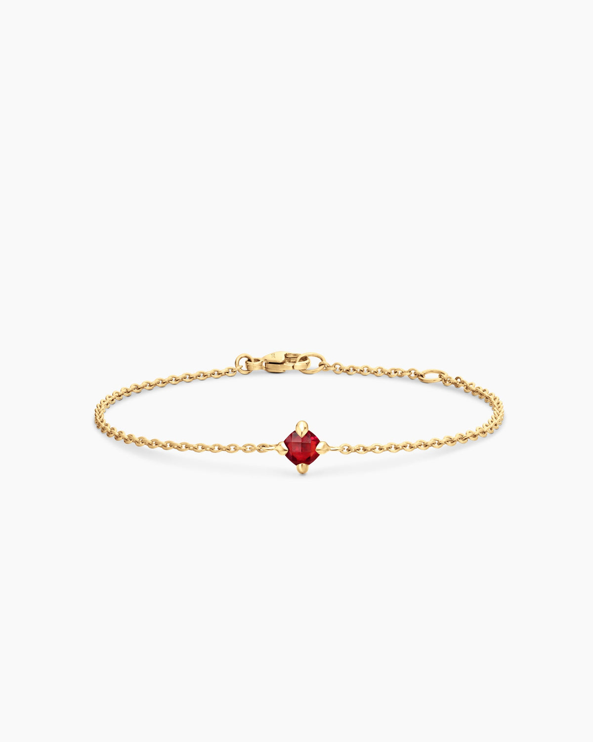 Chatelaine® Teen Bracelet in 18K Yellow Gold with Garnet, 4mm