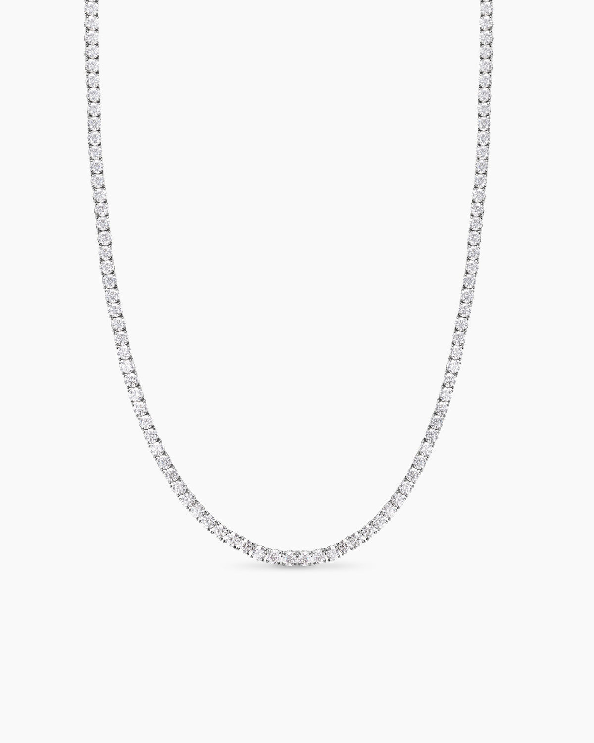 Tennis Necklace in 18K White Gold with Diamonds, 4mm