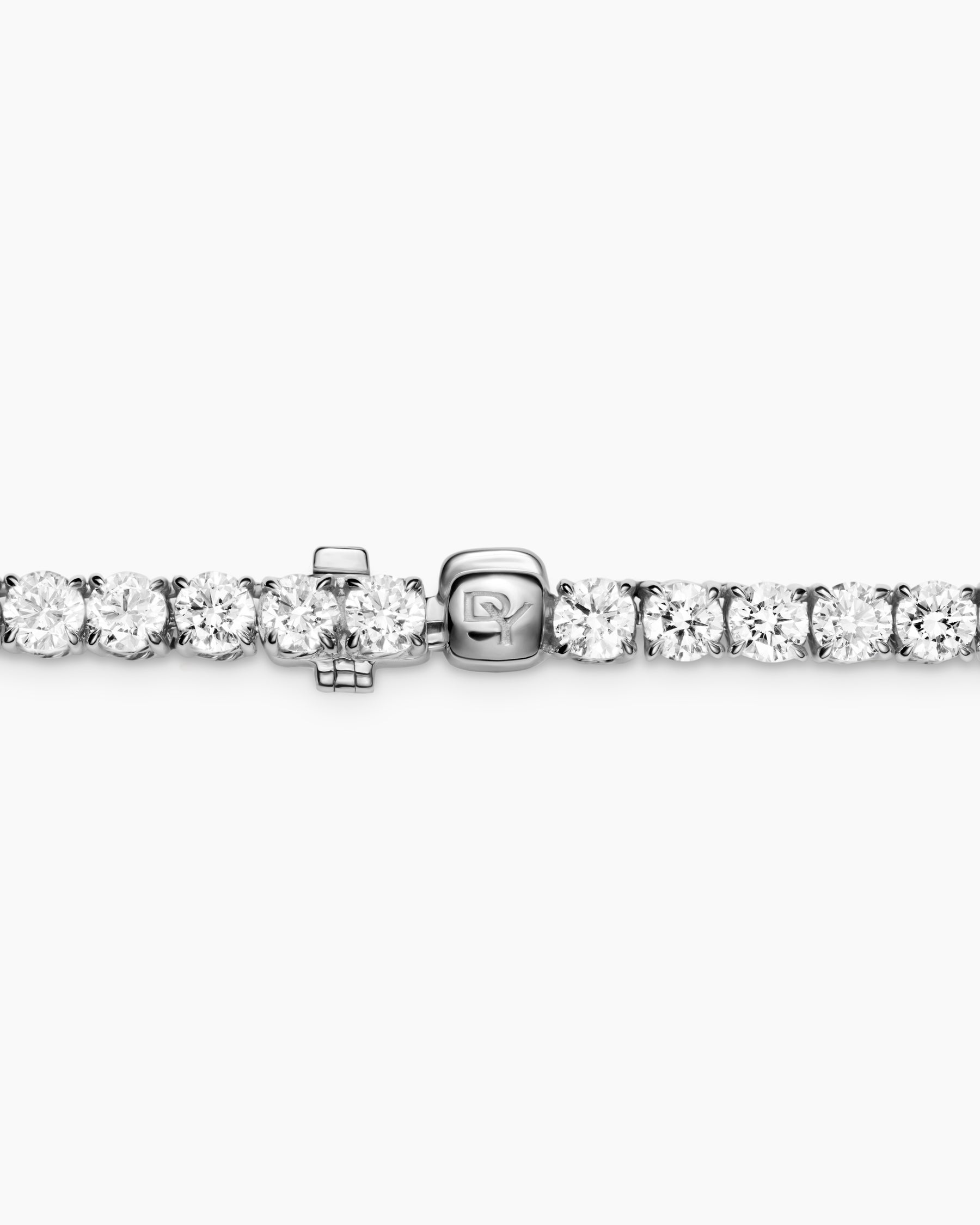 Tennis Necklace in 18K White Gold with Diamonds, 3mm