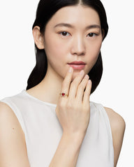 Petite Chatelaine® Pavé Bezel Ring in 18K Yellow Gold with Garnet and Diamonds, 7mm