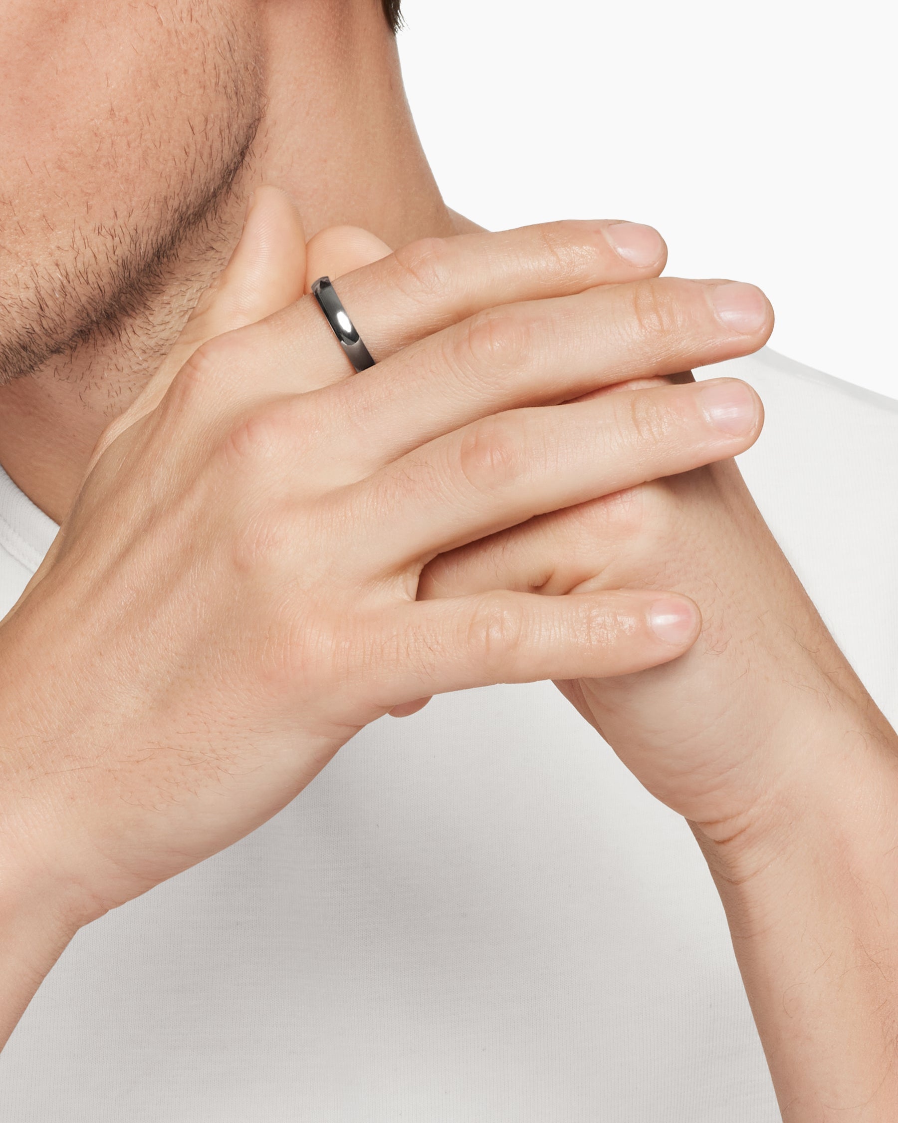 DY Classic Band Ring in Grey Titanium, 4mm