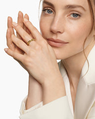 Pyramid Band Ring in 18K Yellow Gold, 4mm