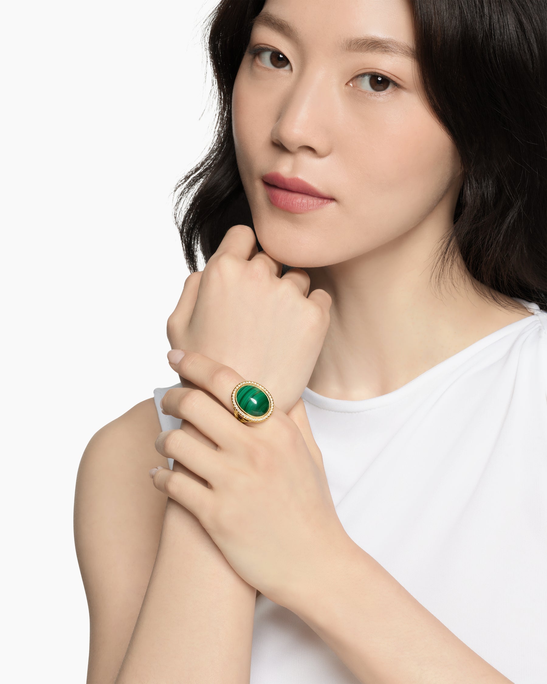 Albion® Oval Ring in 18K Yellow Gold with Malachite and Diamonds, 21mm