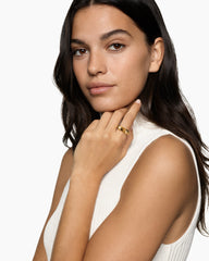 Pyramid Band Ring in 18K Yellow Gold, 6.5mm