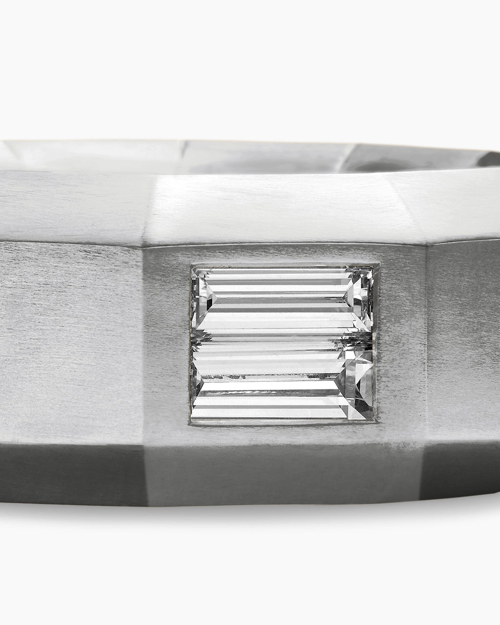 Faceted Band Ring in 18K White Gold with Center Diamond, 8mm