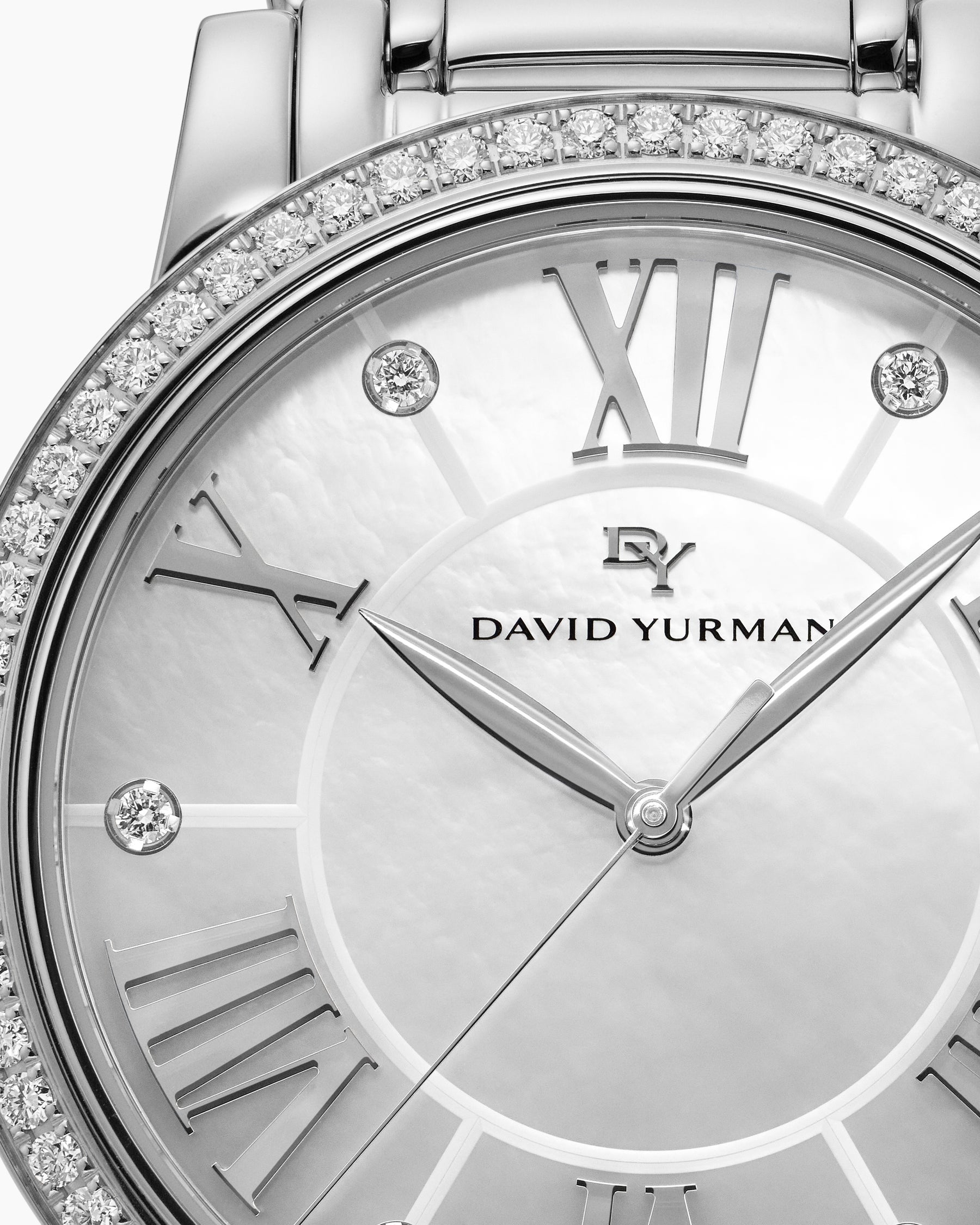 Classic Quartz Watch in Stainless Steel with Diamond Bezel, 38mm