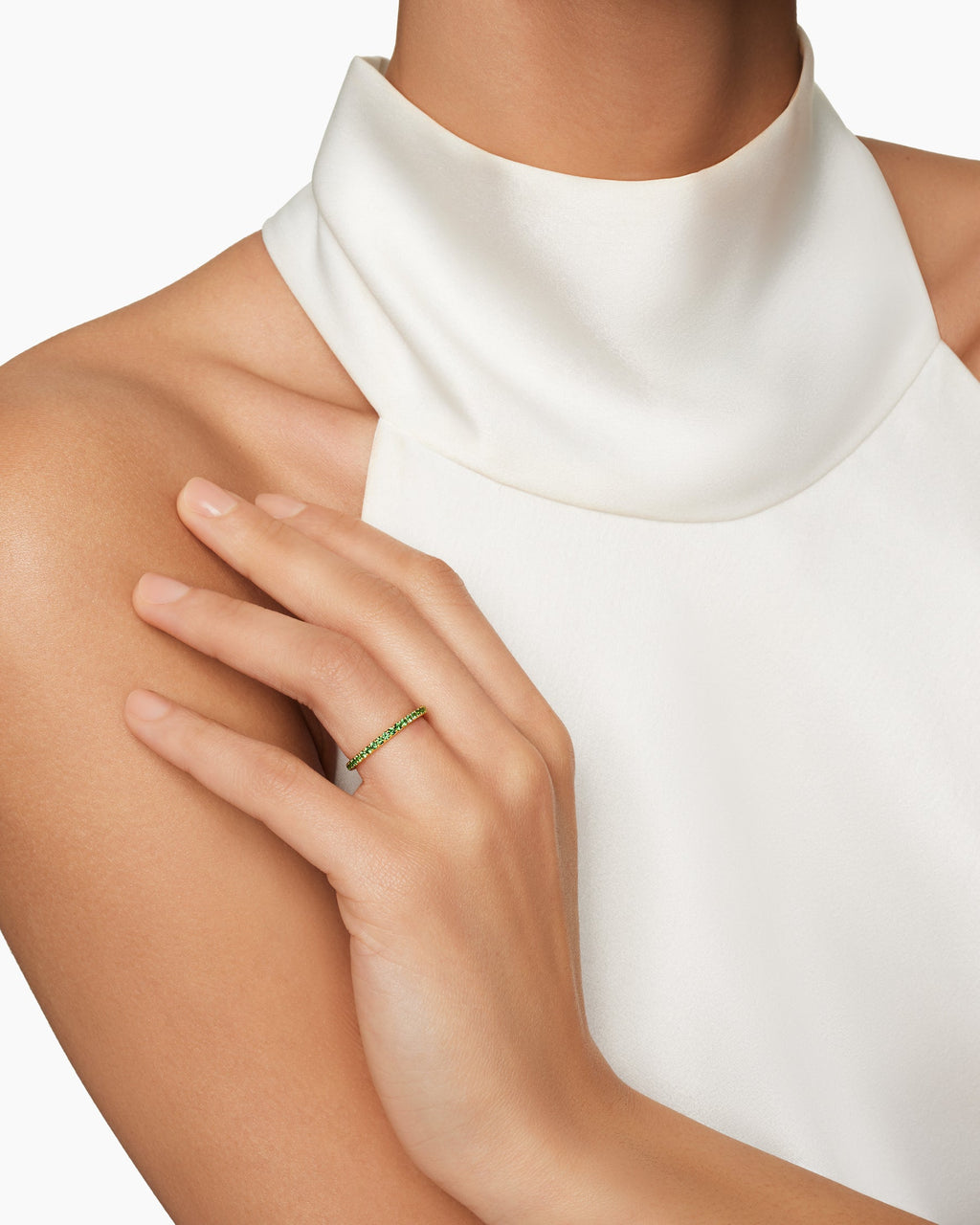 DY Eden Band Ring in 18K Yellow Gold with Pavé Tsavorites, 1.85mm